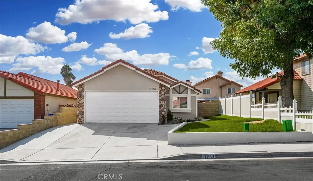 7254 Stoney Creek, Highland, CA 92346 - #1