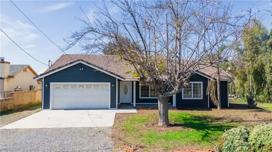 16201 Alta Cresta Avenue, Riverside, CA 92508 - #2