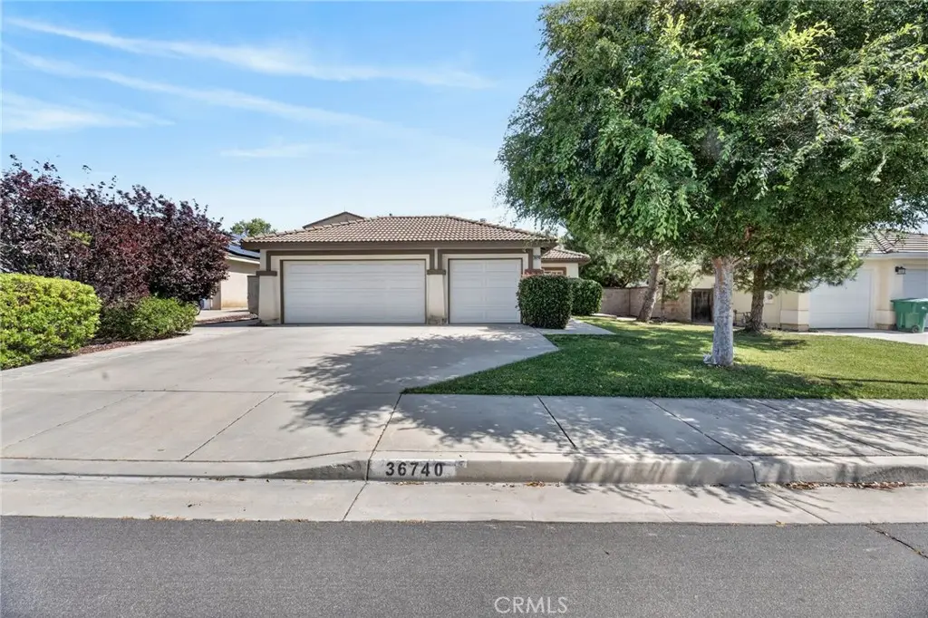 36740 Red Oak, Winchester, CA 92596 - #1