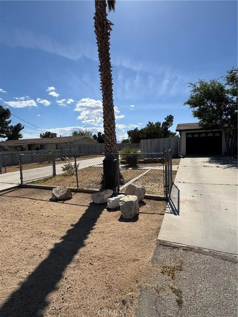 11968 Bornite, Hesperia, CA 92345 - #3