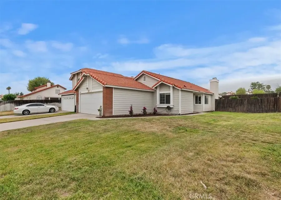 27870 Fieldstone Drive, Highland, CA 92346 - #2