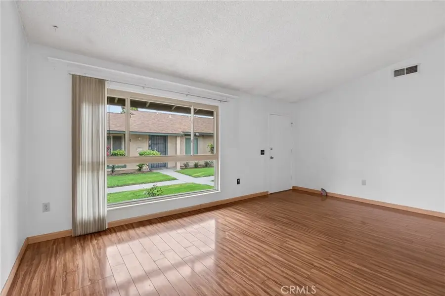 6305 La Mirada Way, Riverside, CA 92504 - #3