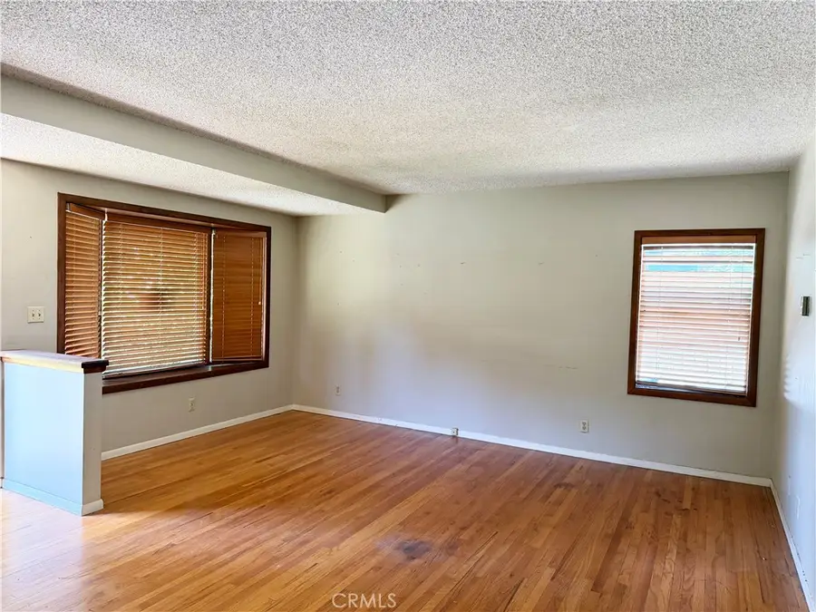 3555 Ross, Riverside, CA 92503 - #3