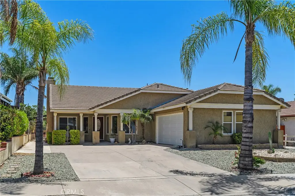 33732 Great Falls, Wildomar, CA 92595 - #1