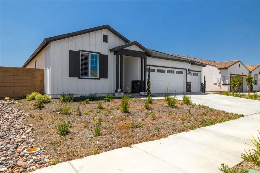345 Charlton Street, Perris, CA 92570 - #3