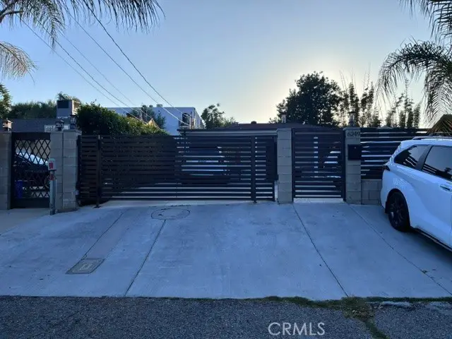 6249 Longridge, Van Nuys, CA 91401 - #1
