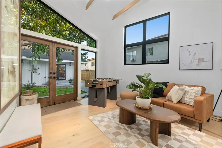 4633 Russell, Los Angeles, CA 90027 - #2