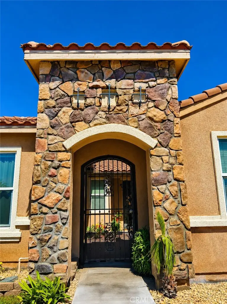 6668 N Ashlynn, San Bernardino, CA 92407 - #2