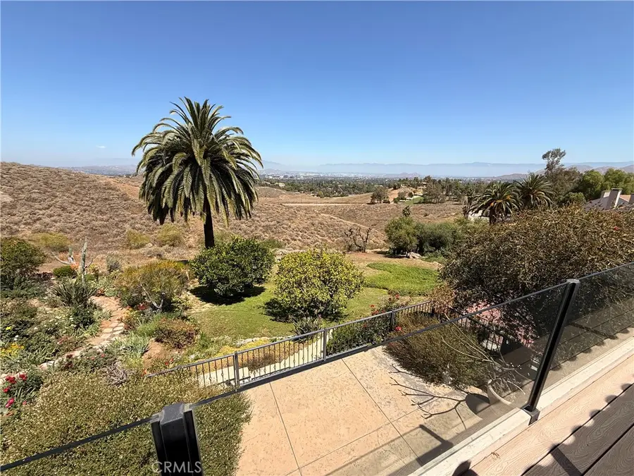 2235 El Capitan, Riverside, CA 92506 - #3