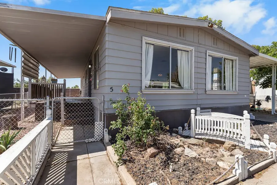 18772 Bellflower Street #5, Adelanto, CA 92301 - #3