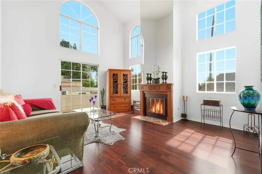 871 S Lucerne #2, Los Angeles, CA 90005 - #3