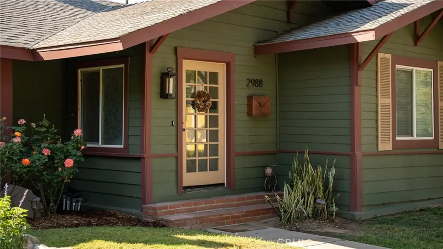 2988 Brockton Avenue, Riverside, CA 92501 - #2