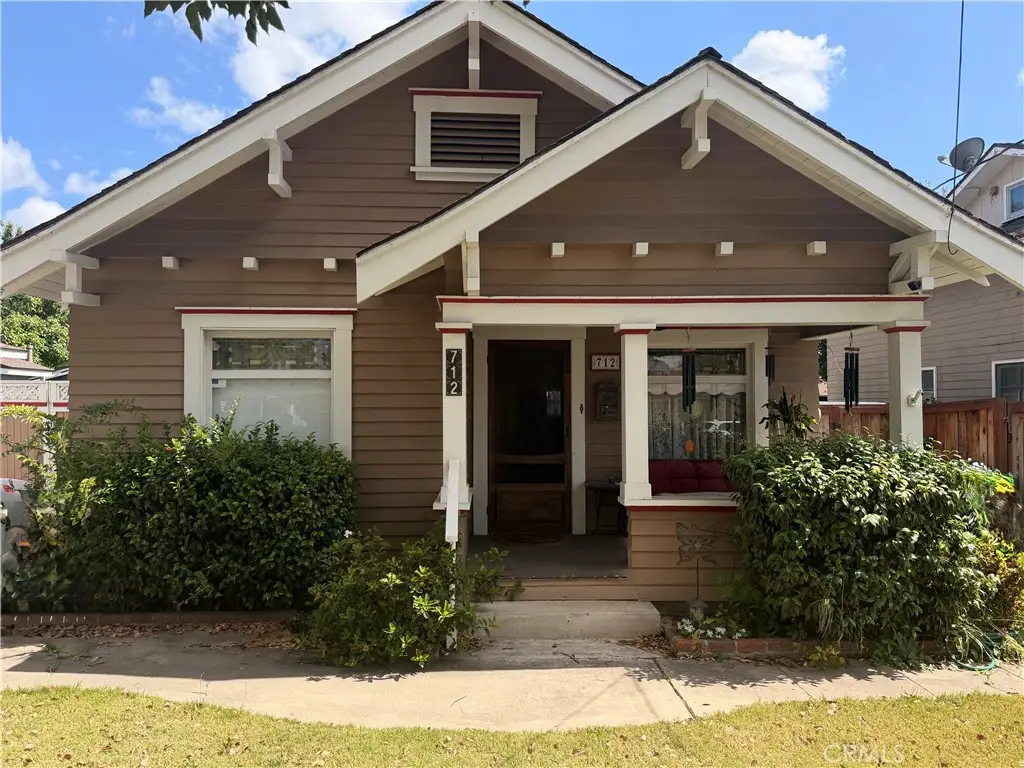 712 E Washington Ave, Orange, CA 92866 - #1