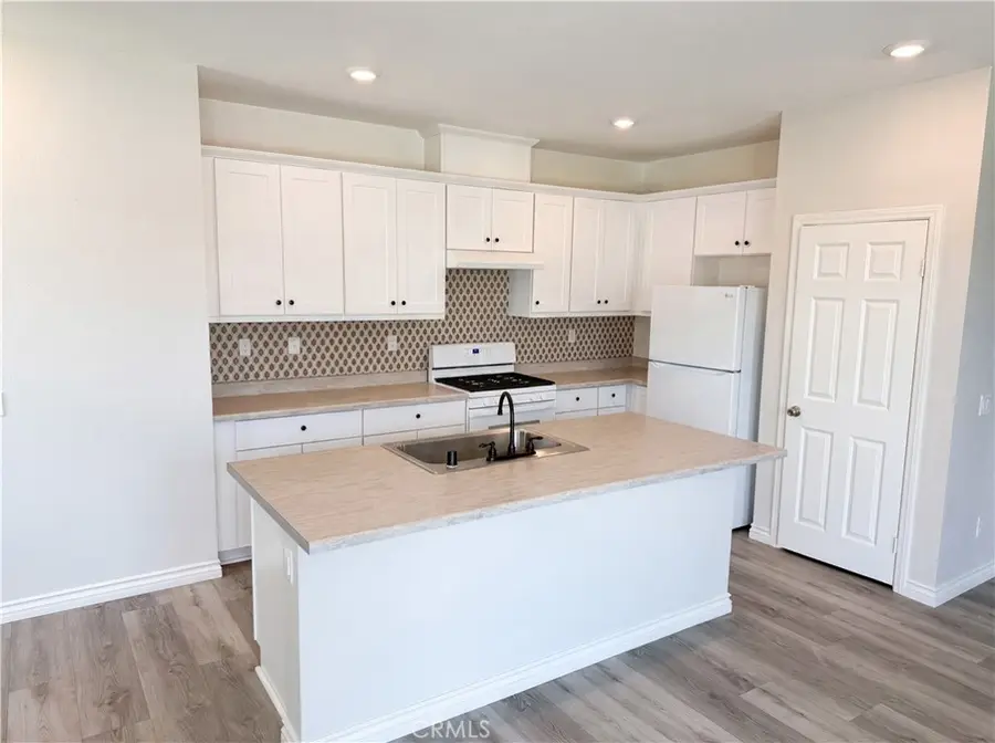 2460 Fernwood, Perris, CA 92570 - #2