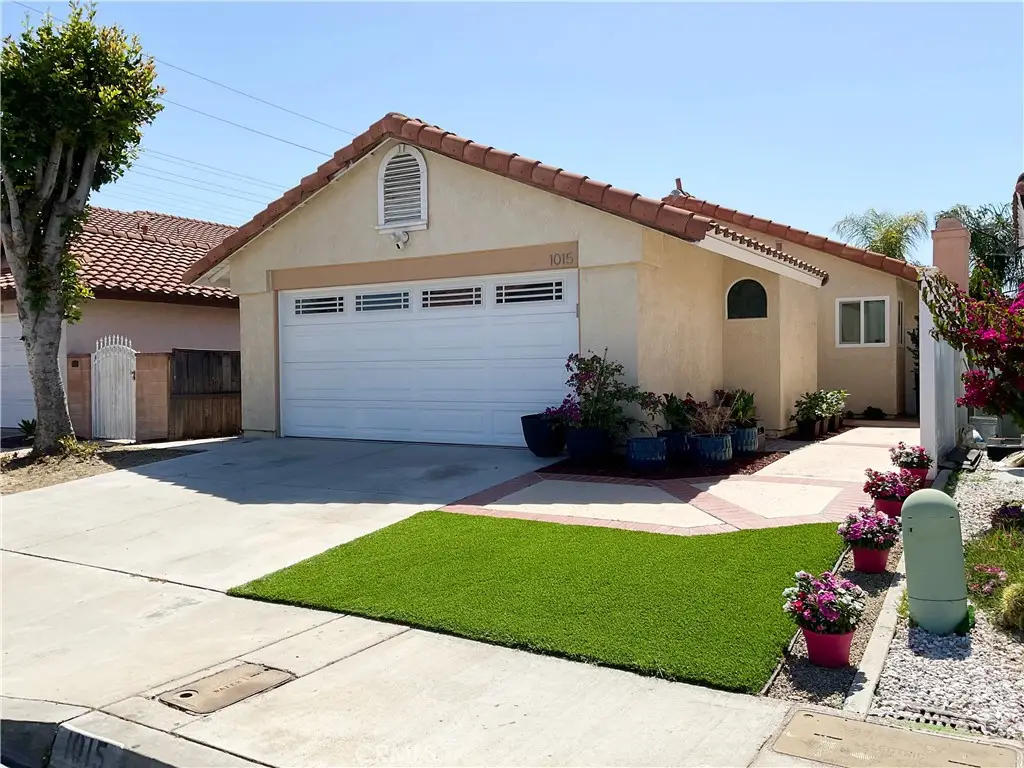 1015 Christobal, Colton, CA 92324 - #1
