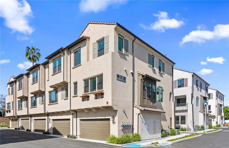 106 Sorrel Court, Burbank, CA 91506 - #3