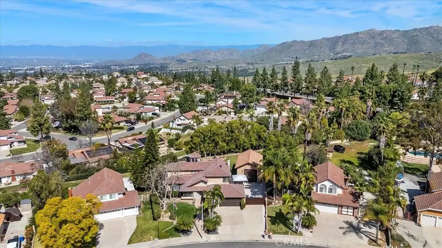 1210 Versailles, Riverside, CA 92506 - #3