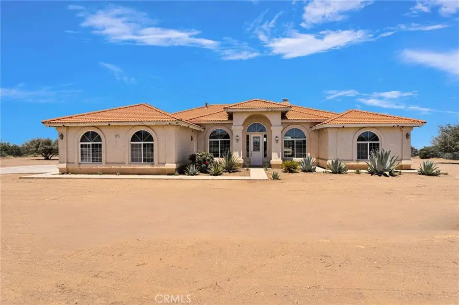 9452 Cedar Street, Oak Hills, CA 92344 - #3