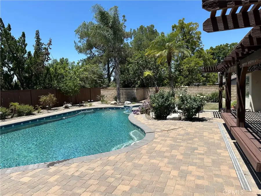 165 Cottonwood Avenue, Riverside, CA 92506 - #3