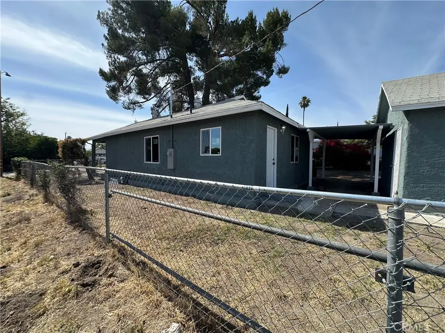 7125 Glasgow Avenue, San Bernardino, CA 92404 - #2