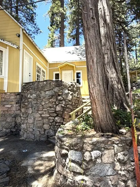 31858 Hollow Way, Running Springs, CA 92382 - #1