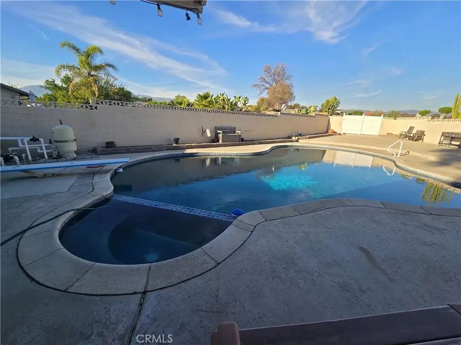 8725 Boxwood Court, Fontana, CA 92335 - #2