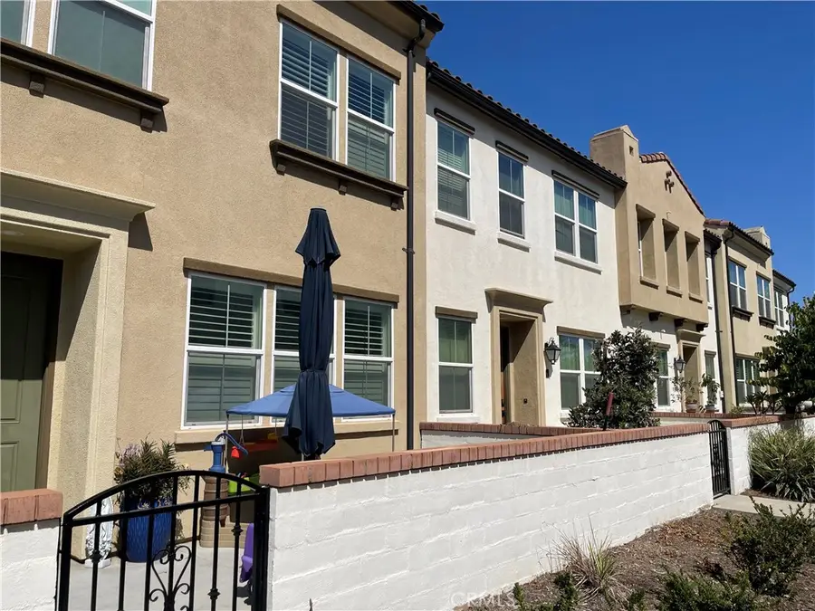 3305 E Midsummer Privado #4, Ontario, CA 91762 - #3