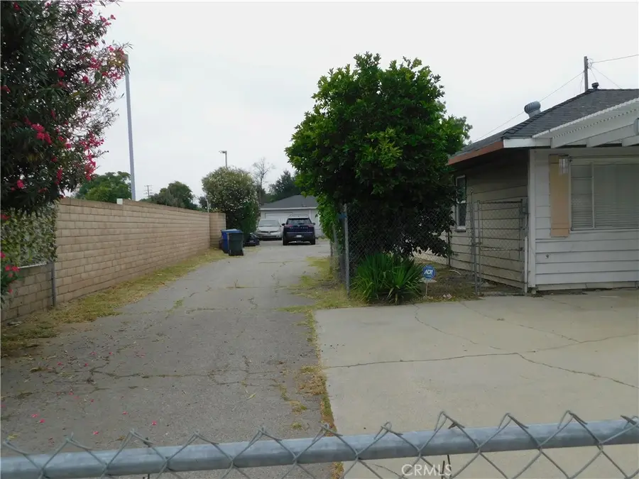 1119 E 4th Street, Ontario, CA 91764 - #3