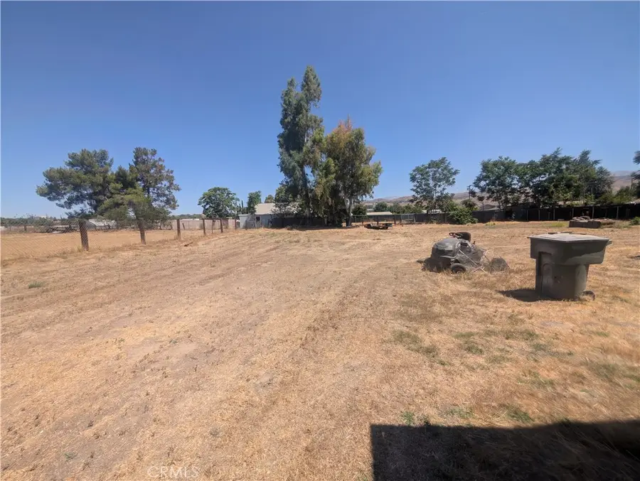 32260 Avenue E, Yucaipa, CA 92399 - #3
