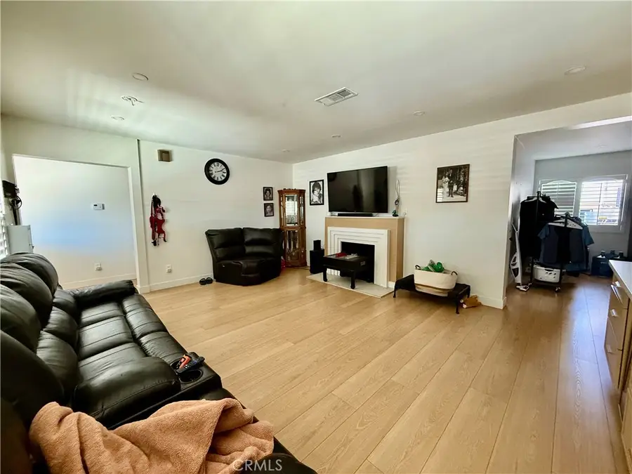 2701 W 84th Street, Inglewood, CA 90305 - #3