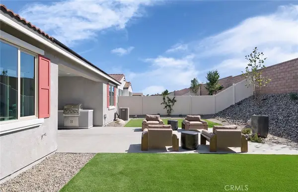 25202 Banded Hills Drive, Menifee, CA 92585