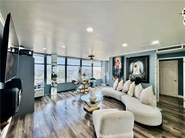 100 Atlantic #1012, Long Beach, CA 90802