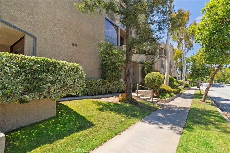 484 E California #8, Pasadena, CA 91106 - #3