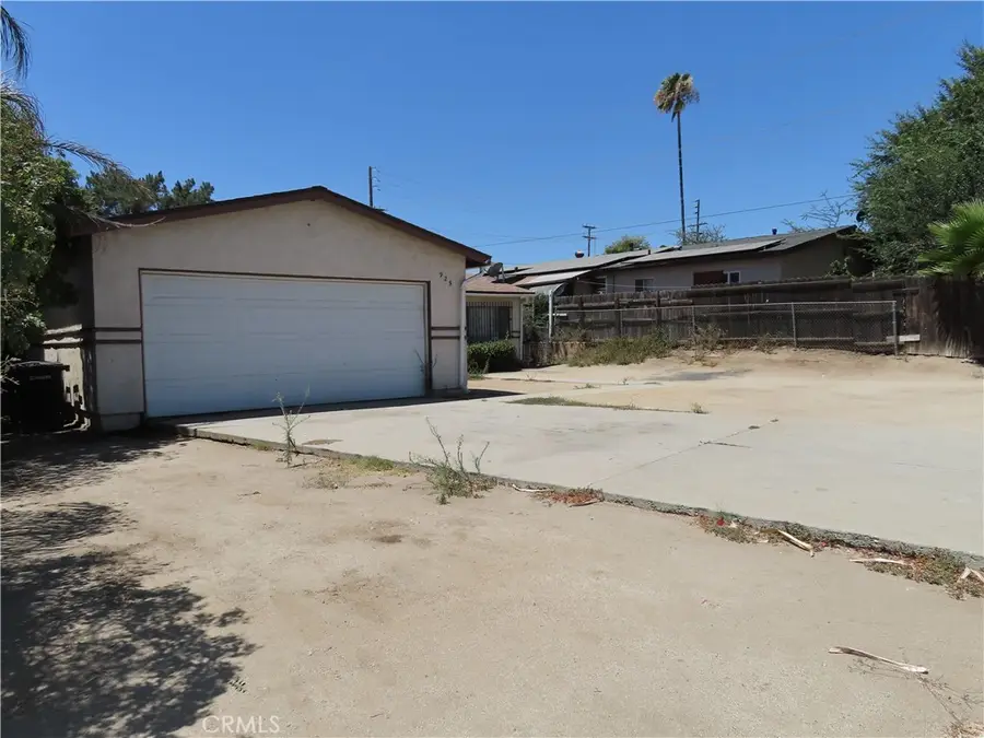 925 Navajo Road, Perris, CA 92570 - #2