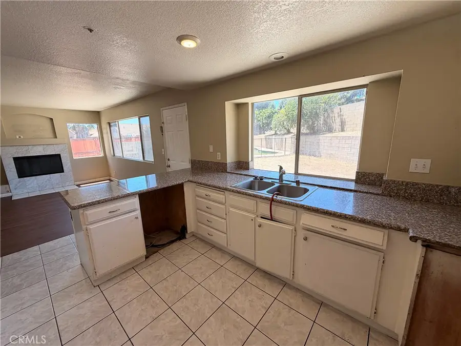 12006 Overland Court, Fontana, CA 92337 - #3