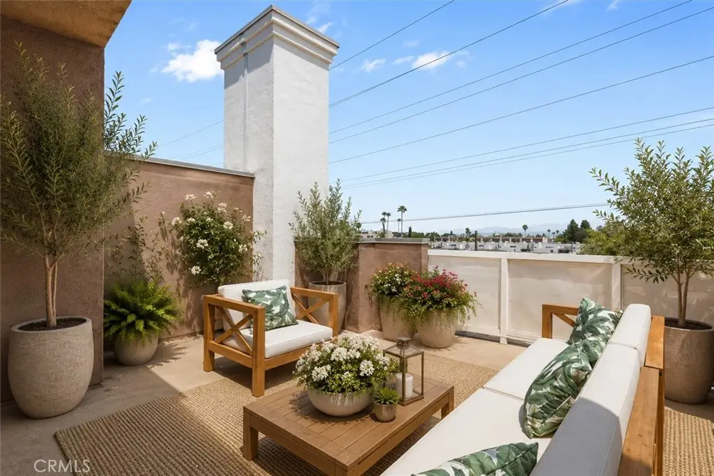 11622 Oxnard Street, North Hollywood, CA 91606 - #1