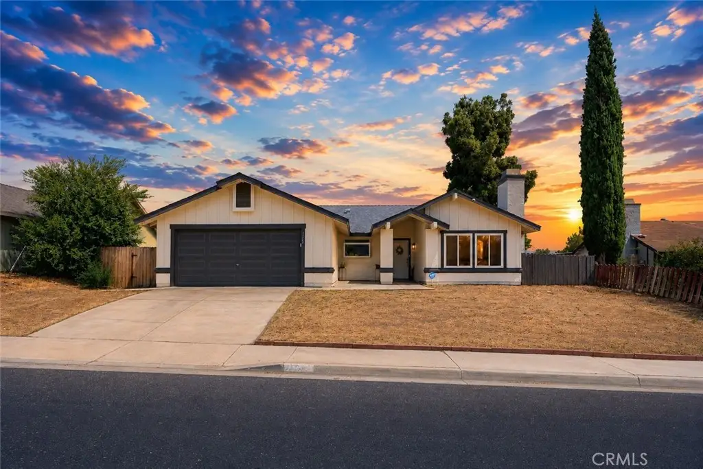 1717 E Avenue R3, Palmdale, CA 93550 - #1