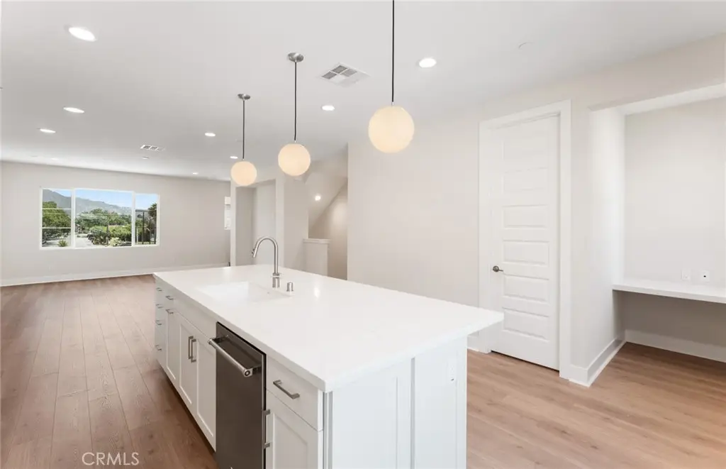 101 Sorrel Court, Burbank, CA 91506 - #1