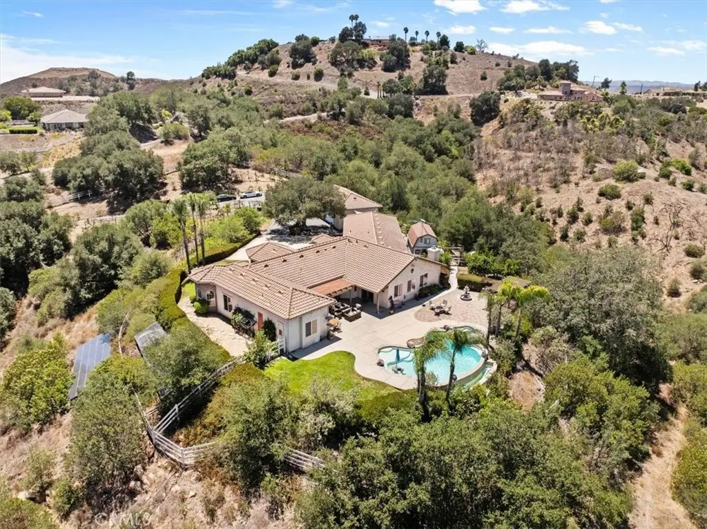 26690 Skyrocket, Temecula, CA 92590 - #1