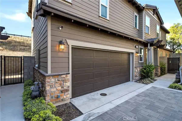 6545 Grotto Lane, Fontana, CA 92336