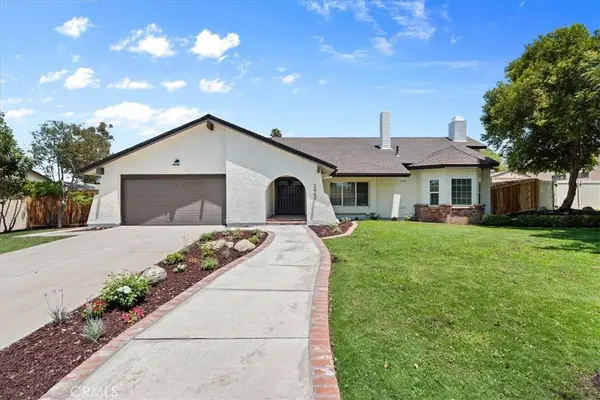 2463 Falling Oak, Riverside, CA 92506