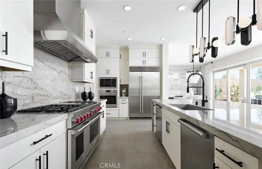 11811 Canoga Avenue, Chatsworth, CA 91311 - #2