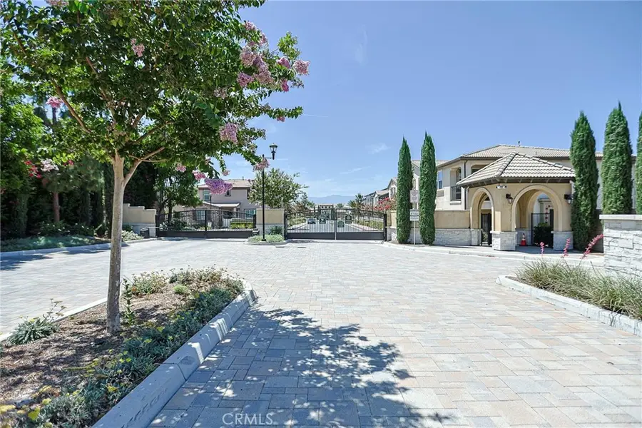 7060 Montecito Lane, Corona, CA 92880 - #3