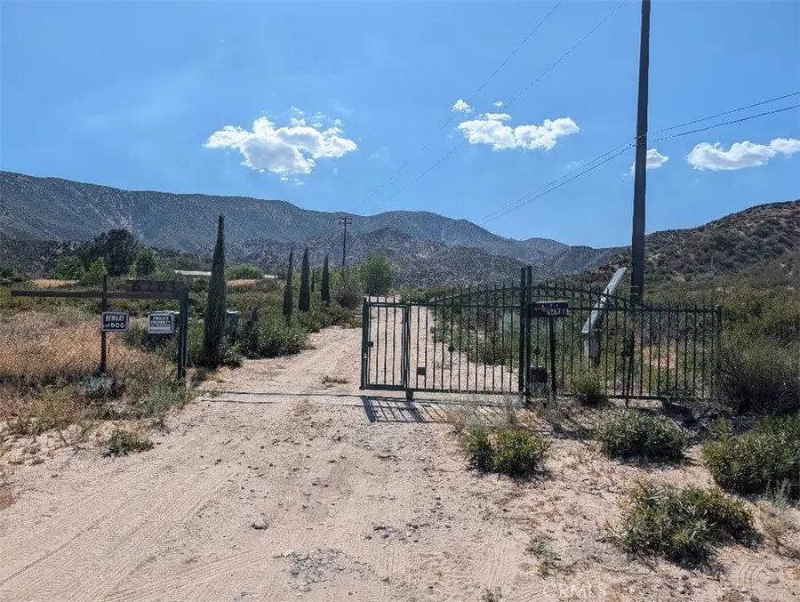 6263 Dusty, Phelan, CA 92371 - #3