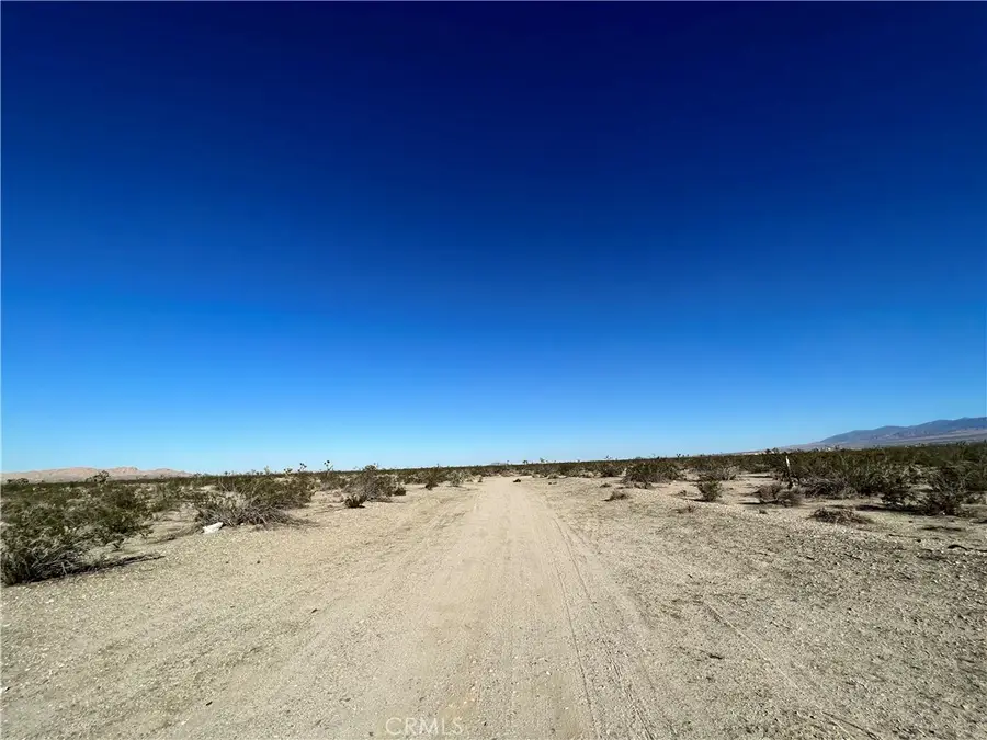 0 E Avenue S-8, Sun Village, CA 93543 - #3