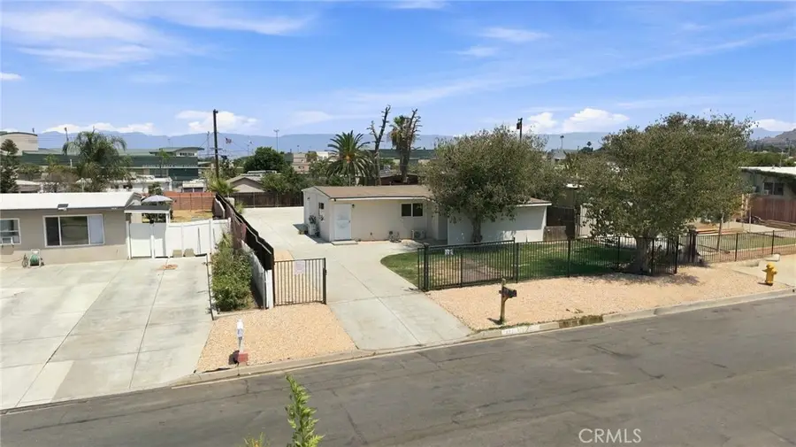 777 Arliss, Riverside, CA 92507 - #2