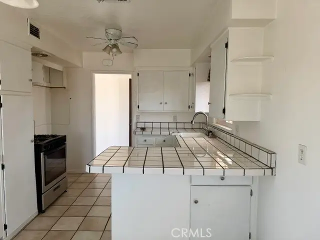 851 Linda, Barstow, CA 92311 - #3