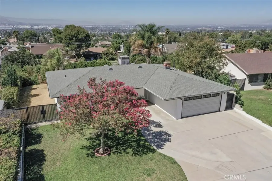 3803 Piedmont, Highland, CA 92346 - #3