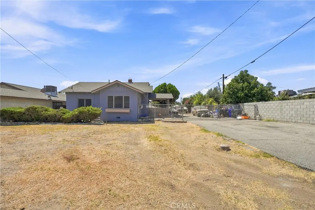 9606 Palmetto, Fontana, CA 92335 - #1