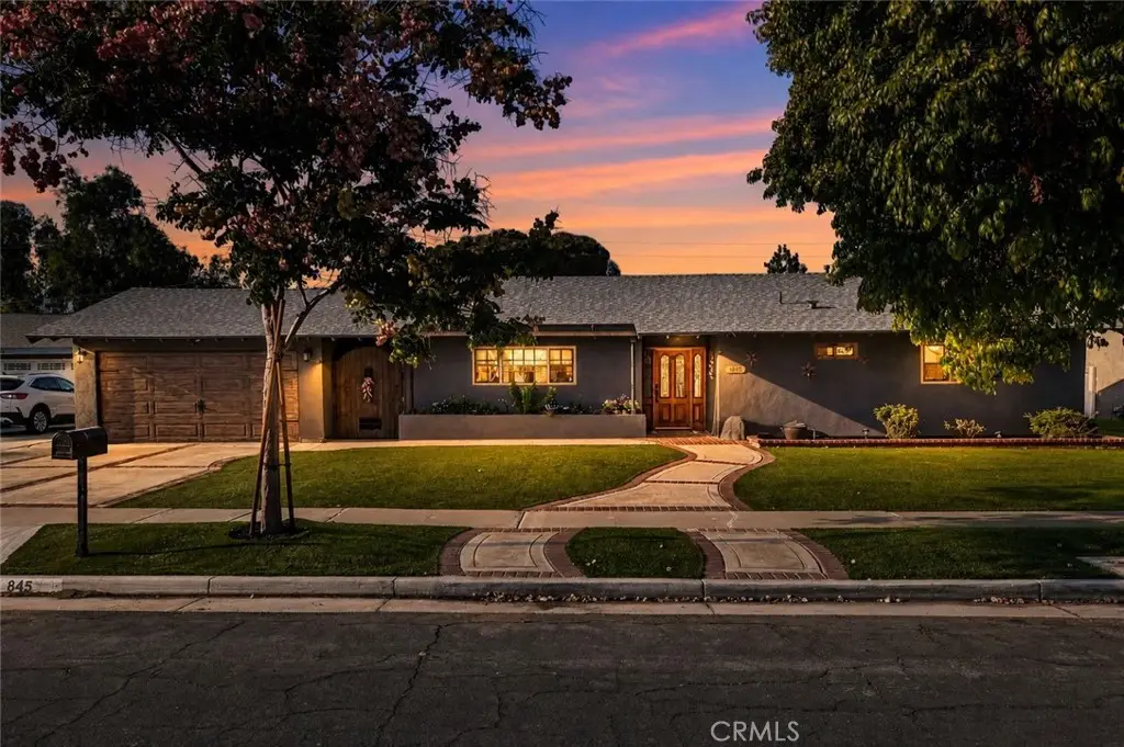 845 W Hacienda, Corona, CA 92882 - #1